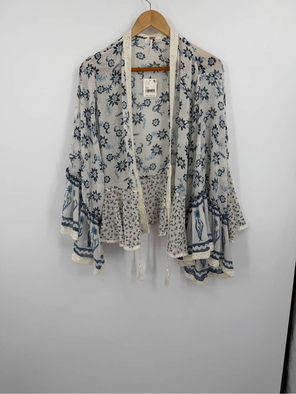 Free People Blue Floral Kimono Cardigan NWT | Lace Trim Tassel | Size XS